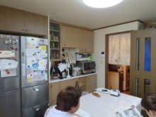 奥まった場所にあったキッチンを対面キッチンに